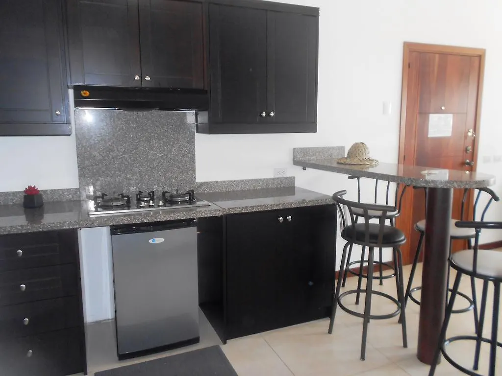 Maggy'S House Lejlighed La Romana 0*,